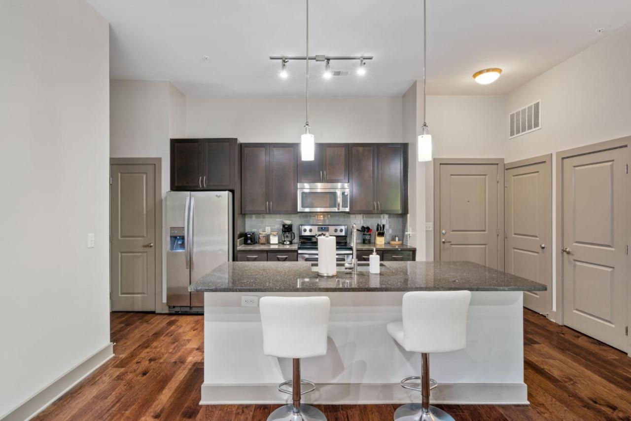 Grand Luxury Premium Vaulted Ceilings Daire Woodbridge Dış mekan fotoğraf