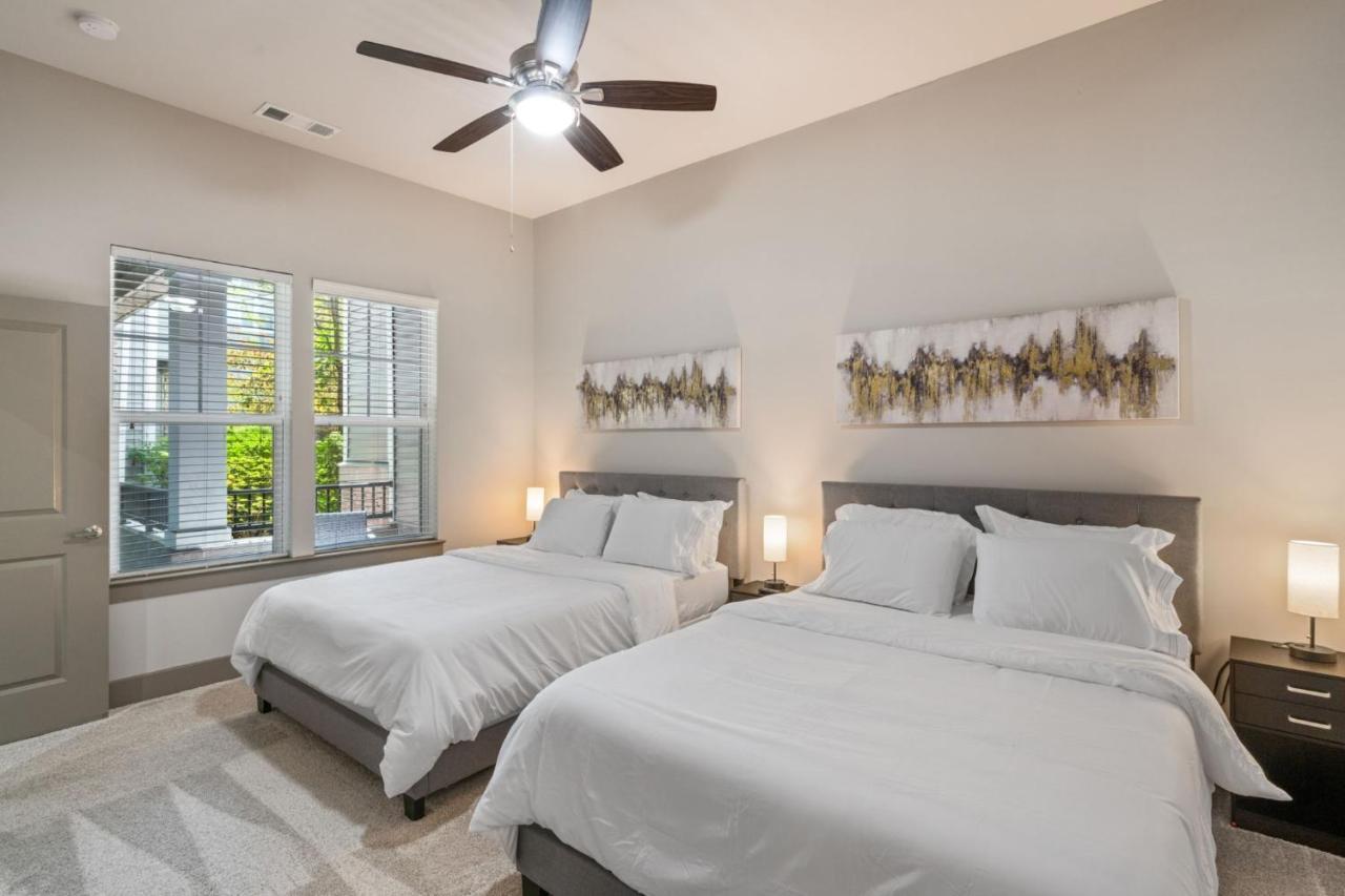 Grand Luxury Premium Vaulted Ceilings Daire Woodbridge Dış mekan fotoğraf